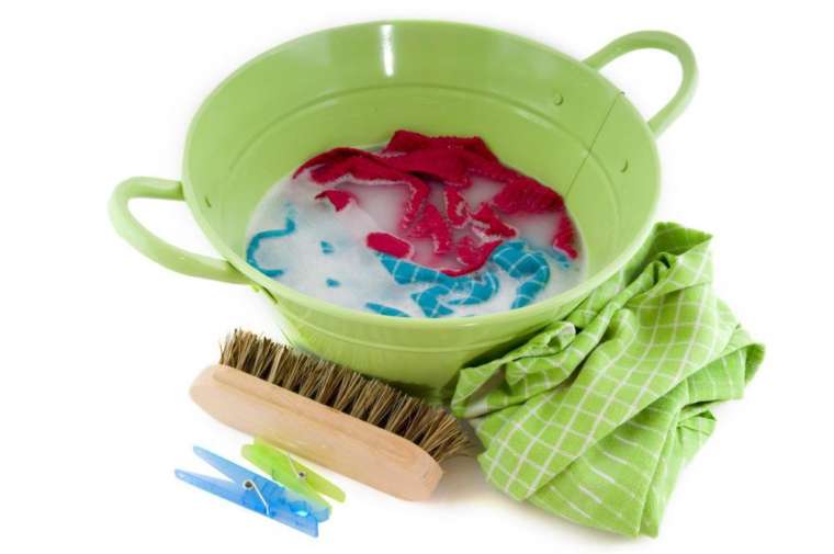 Reasons Why You Should Stop Washing Your Clothes With Bleach