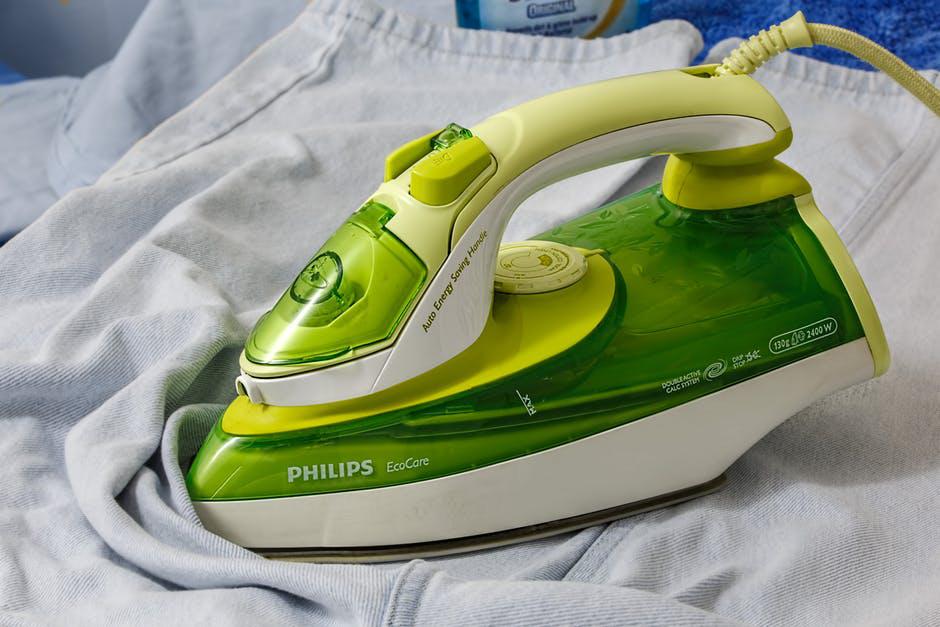 Easy and Quick Tips For Ironing Your Clothes