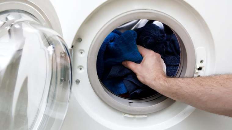 4 Signs You Are Washing Your Clothes Too Often!
